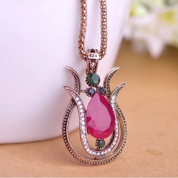 Vintage Style Red Tulip Flower Pendant Necklace Earrings Jewelry Set - Picture 3 of 8